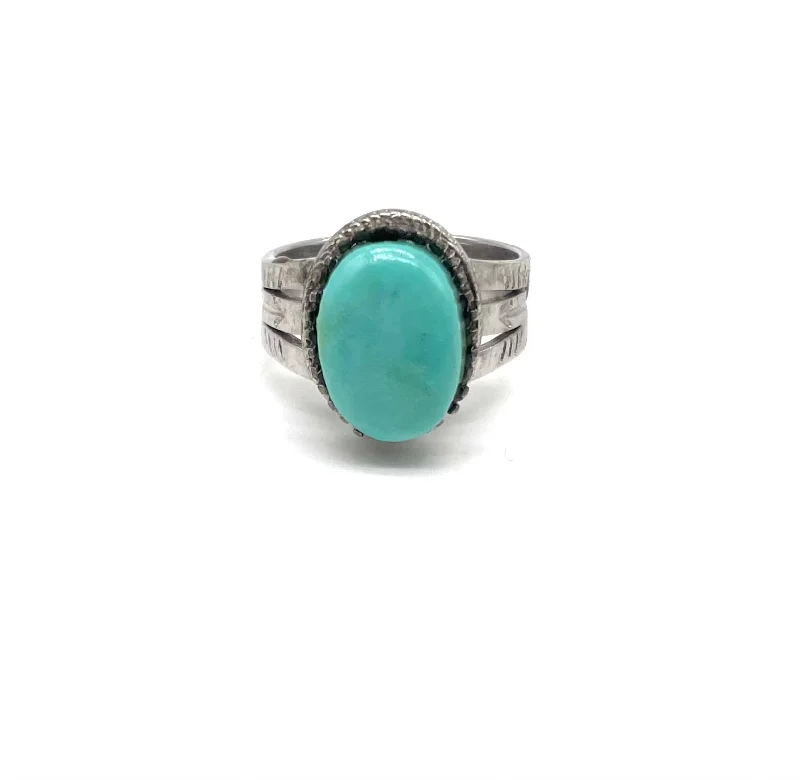 Arrow Etched Oval Turquoise Ring