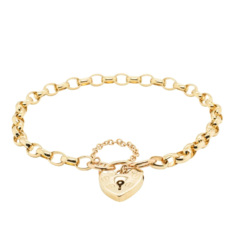 Deja Vu 10ct Yellow Gold Belcher Link Bracelet with Heart Clasp